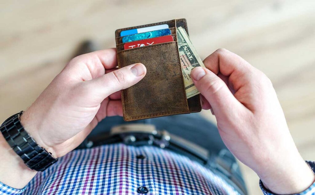 how to stretch leather wallet card slots